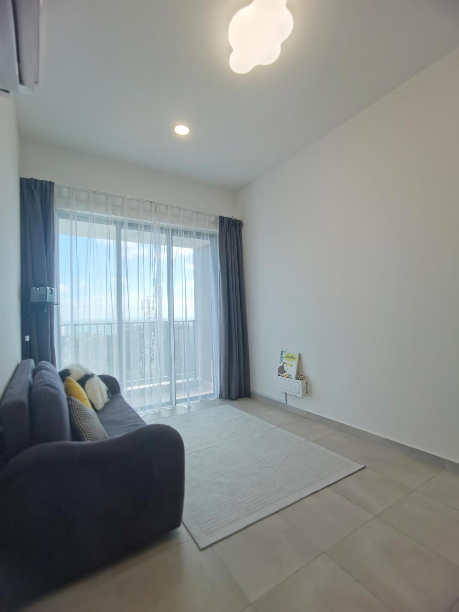 Super Comfort 2r2b Luxury Seaview Apartment Sandakan