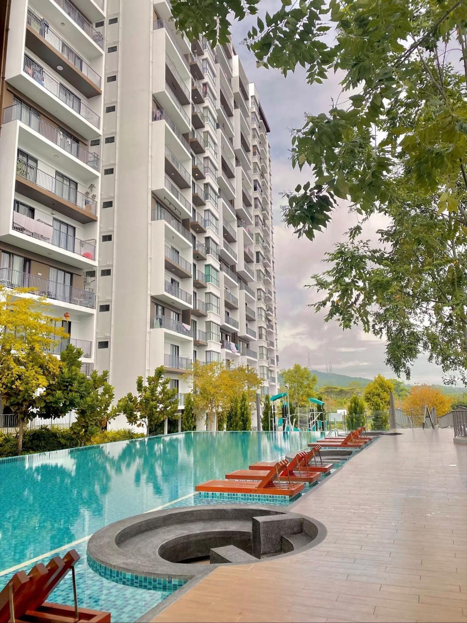 Super Comfort 2r2b Luxury Seaview * Sandakan